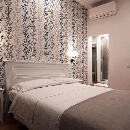 Hotel Domus Flaviae Rzym Zewnętrze zdjęcie