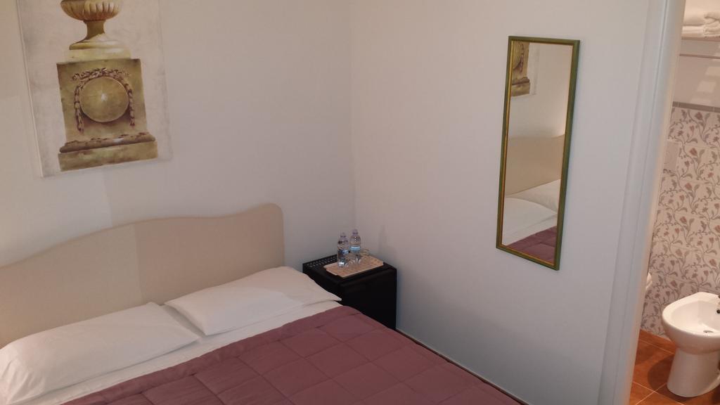 Hotel Domus Flaviae Rzym Zewnętrze zdjęcie