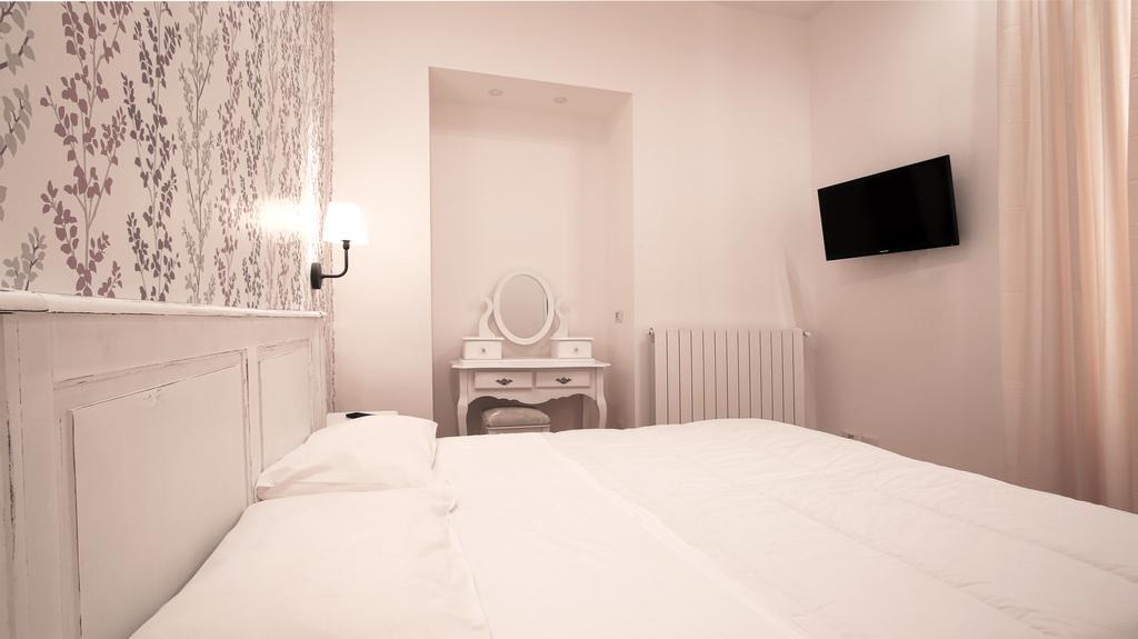 Hotel Domus Flaviae Rzym Zewnętrze zdjęcie