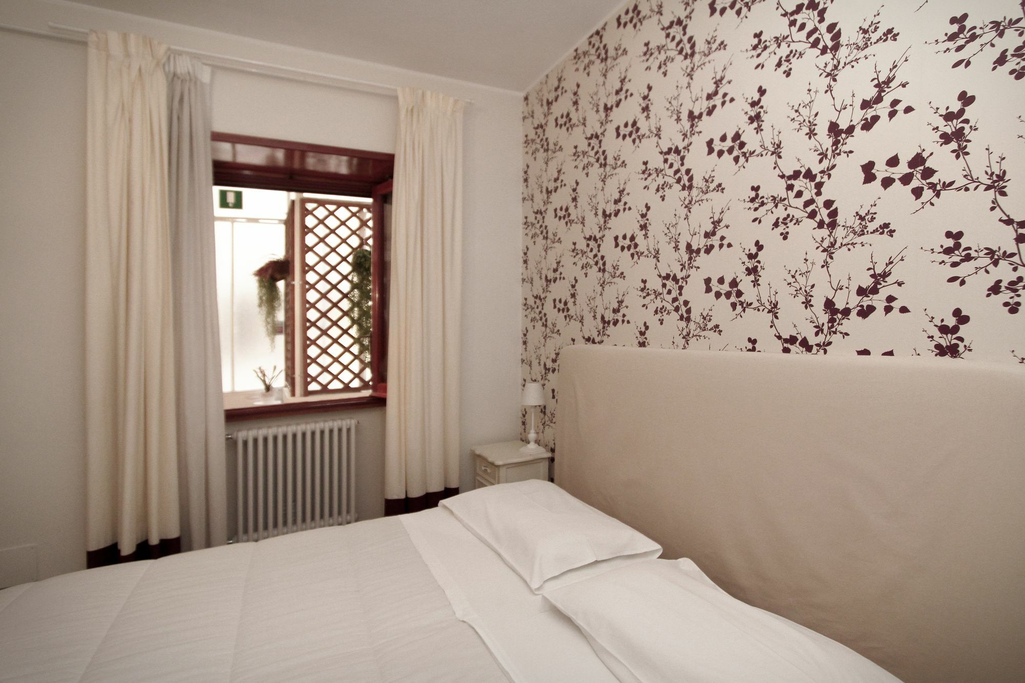 Hotel Domus Flaviae Rzym Zewnętrze zdjęcie